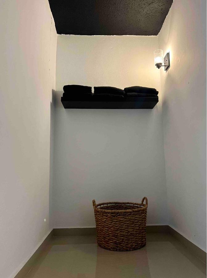 North Breeze Guest House 1 Левіттаун Екстер'єр фото