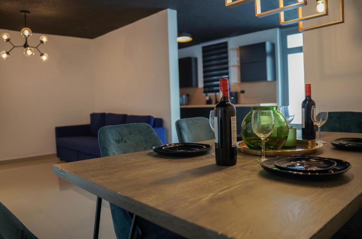 North Breeze Guest House 1 Левіттаун Екстер'єр фото